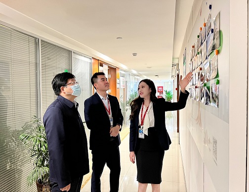 咸阳市人社局局长史红歧一行来我司调研考察(图1)