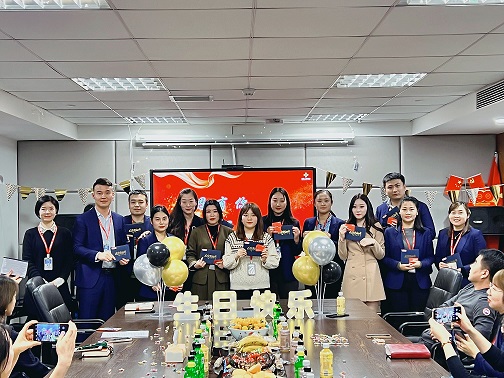汇丰人才科技组织举办“感恩有你——第四季度员工生日会”(图1)