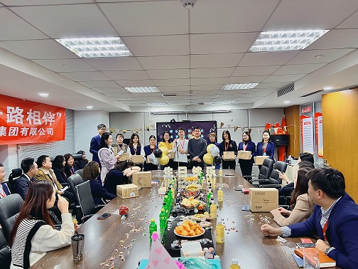 汇丰人才科技组织举办“感恩有你——第四季度员工生日会”(图3)